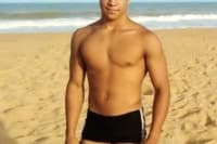 Marcelinho surfista